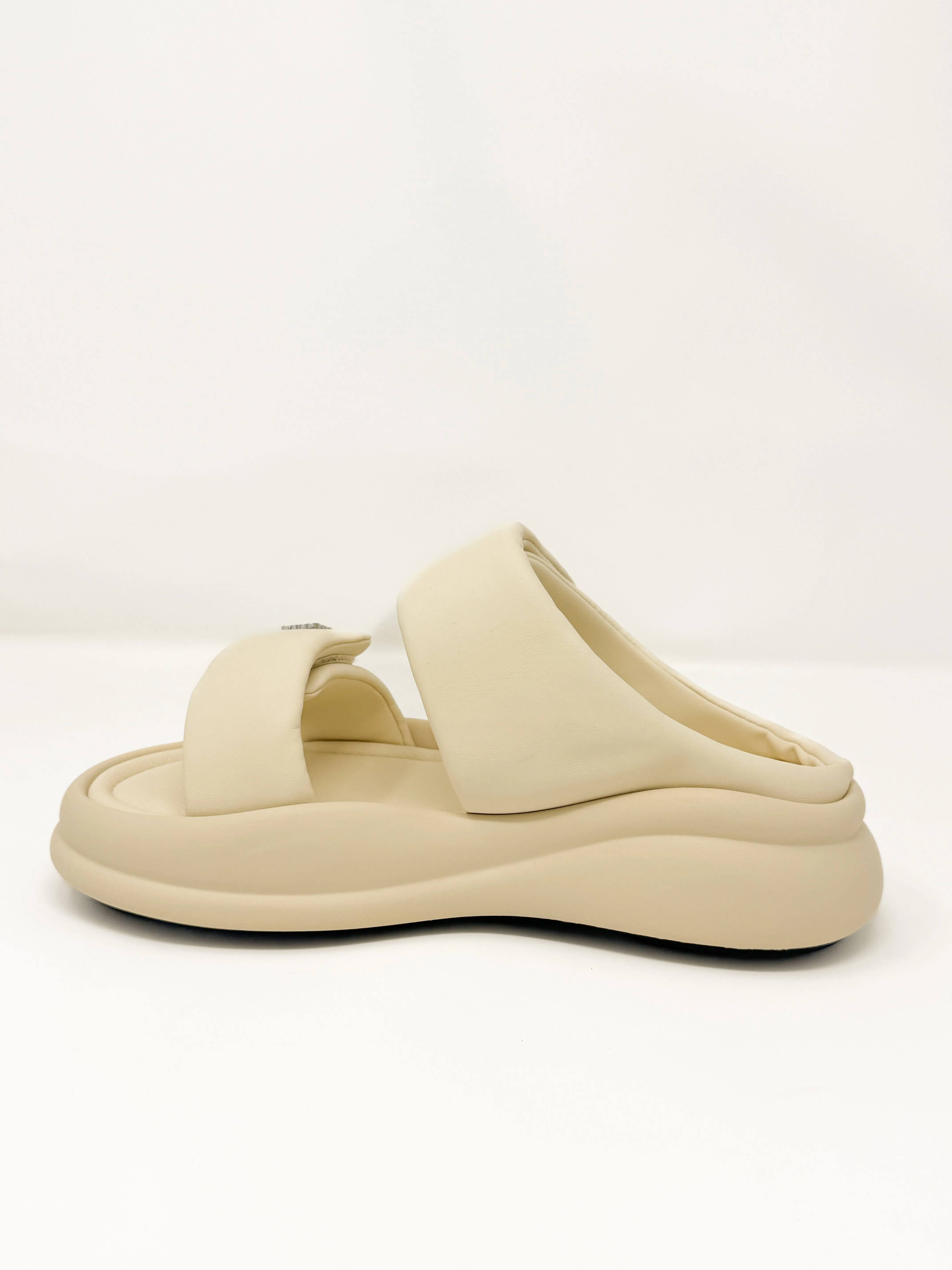 Galateia Milk